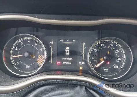 2014 Jeep Cherokee Latitude из США, поврежденный, VIN 1C4PJLCS5EW321191